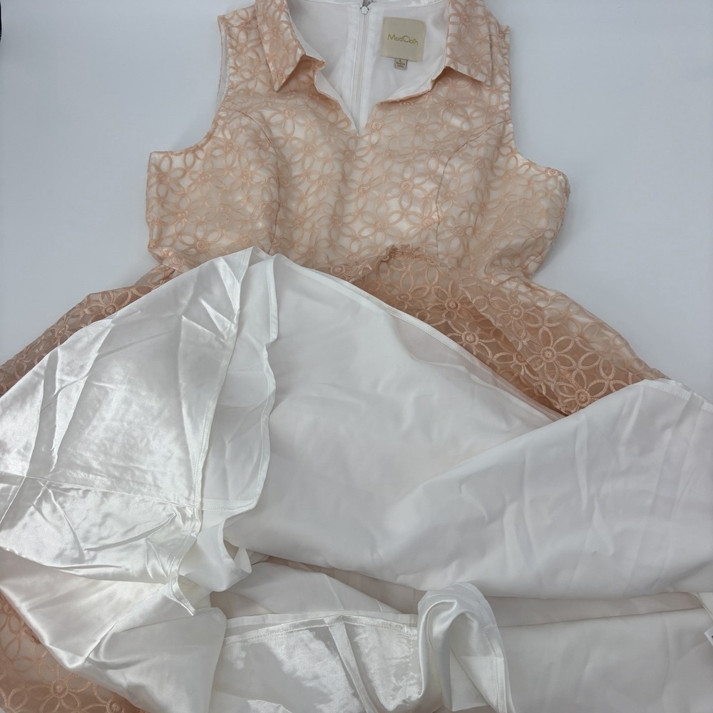 Modcloth Peach Cream Floral Embroidered Satin Mini Dress Fit Flare Size Large - Picture 5 of 8